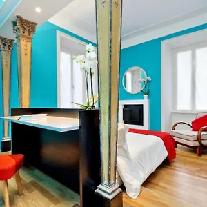 Piranesi Charmsuite Apartment