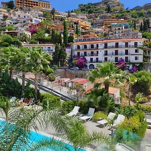 Minerva Luxury Town Center , Pool And Parking Taormina